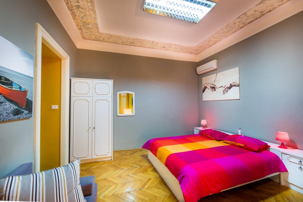 Apartment Korzo Filodrammatica Риека Номер фото